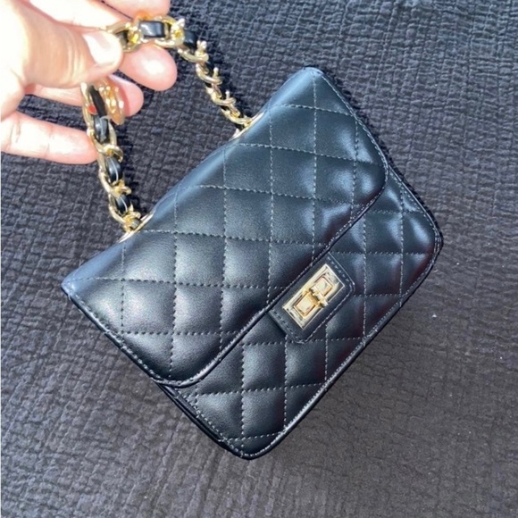 Mini Puffer Purse - Picture 6 of 6